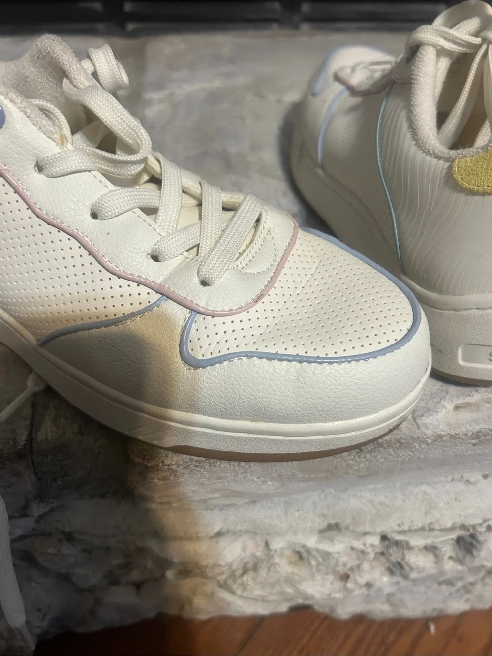 Skechers Upbeats 'White Yellow Blue'